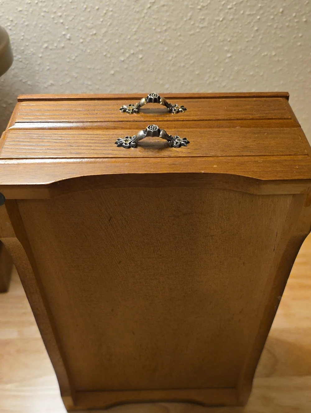 Vintage Mid-Century Wooden Jewelry Box Featuring Built-in Beveled Mirror